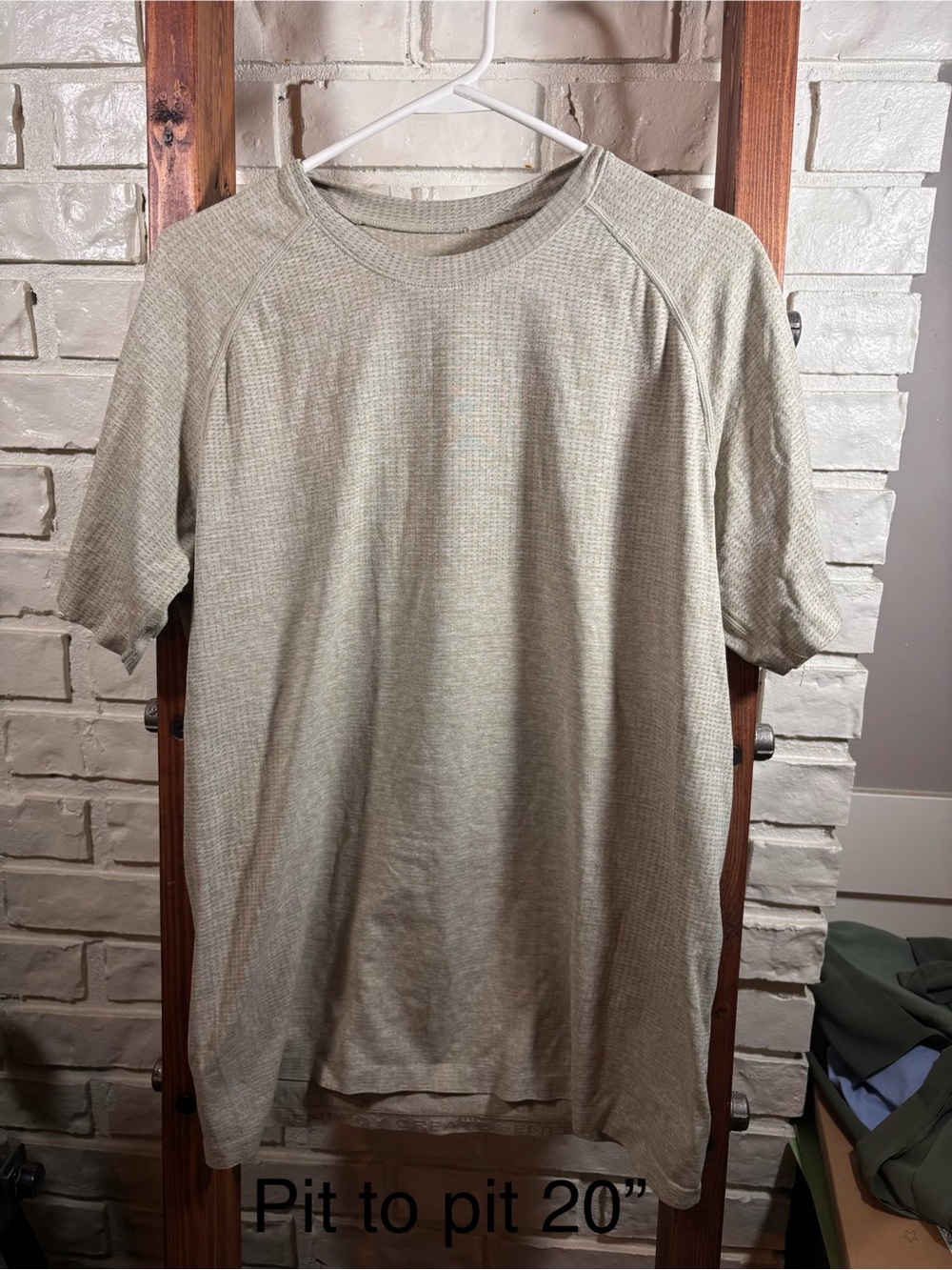 Lululemon Metal Vent Tech Short-Sleeve Shirt